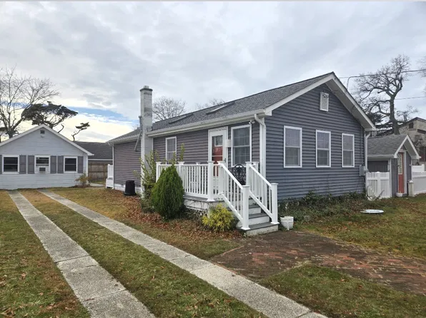 112 W Miami Ave, Villas, NJ 08251