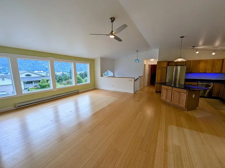 2981 Foster Ave — Photo 3