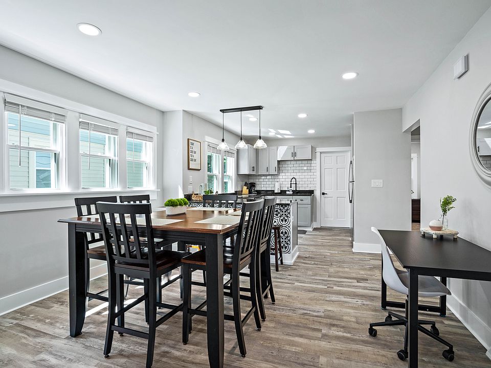 Lower Dining Area