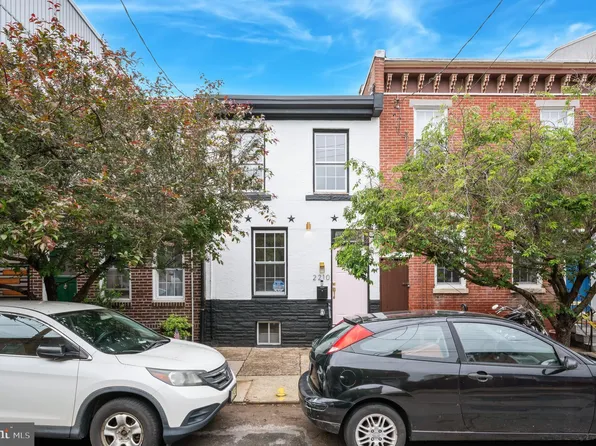 2210 E Thompson St, Philadelphia, PA 19125