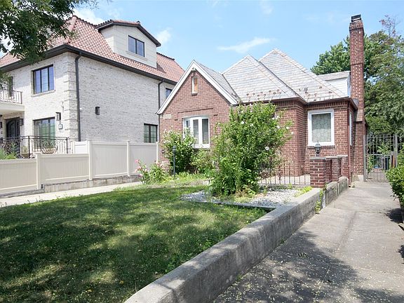 2nd image of 14433 Coolidge Ave