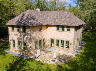 887 Point Rd, Hancock, ME 04640