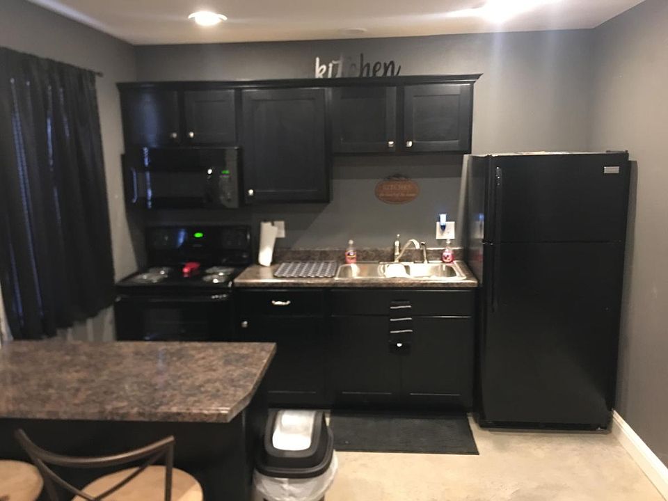 1st image of 126 Honeysuckle Ln