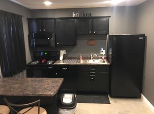 126 Honeysuckle Ln, Poplar Bluff, MO 63901