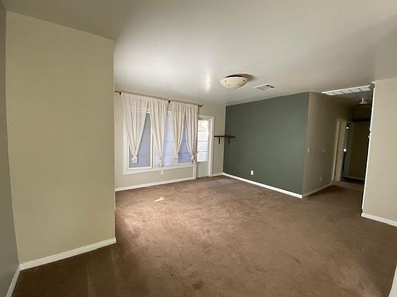 2nd image of 25319 Pennsylvania Ave
