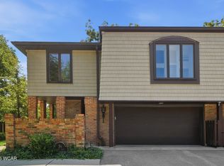 3 Mews Rd #B, Lima, OH 45805