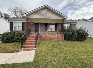 814 Carrieland Dr, Greensboro, NC 27405