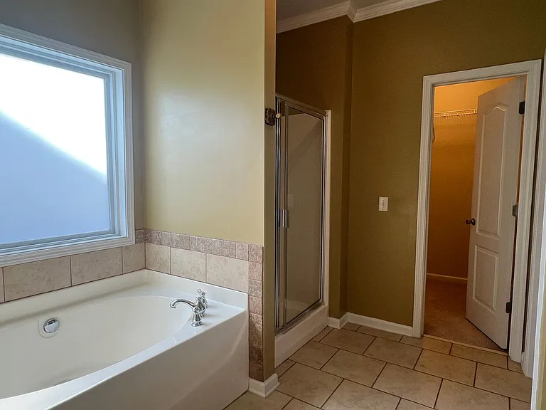 312 Hearthwood Dr — Photo 21