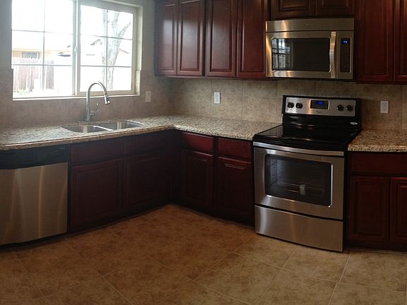 2nd image of 4507 E Sunland Ave