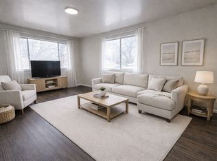 5810 S 2000 W APT B, Roy, UT 84067