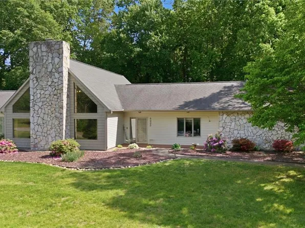 6000 Aaron Place Ln, Kernersville, NC 27284