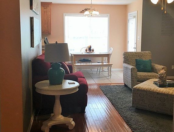 2nd image of 4313 Chandler Way