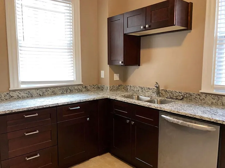 2437 Robertson Ave #2 — Photo 12