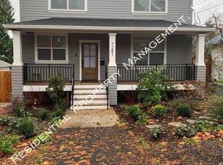 7281 SW 32nd Ave, Portland, OR 97219