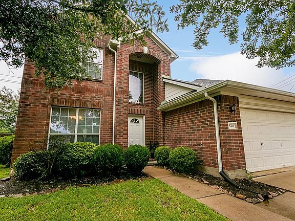 2nd image of 5211 Caprock Dr