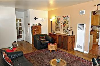3rd image of 4106 W 183rd St