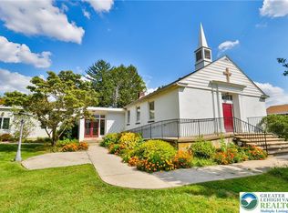 331 Constitution Ave, Hellertown, PA 18055