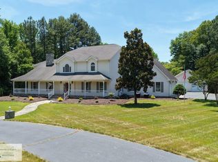 880 Robertson Ln, Danville, VA 24540