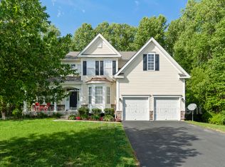 13 Grist Mill Ct, Pemberton, NJ 08068