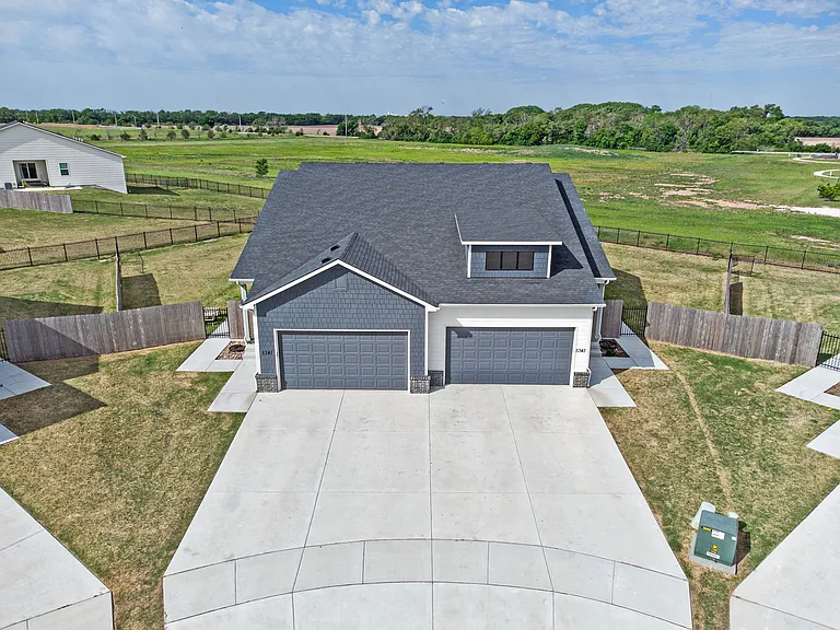 5343 N Pinecrest St — Photo 37