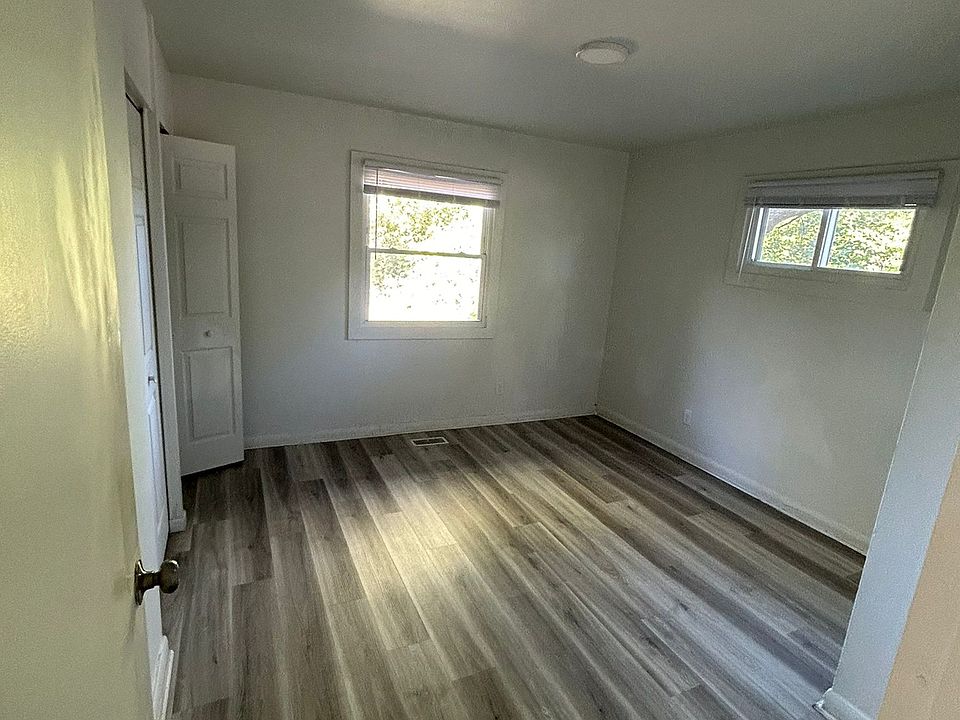 1st image of 1240 Marot Dr