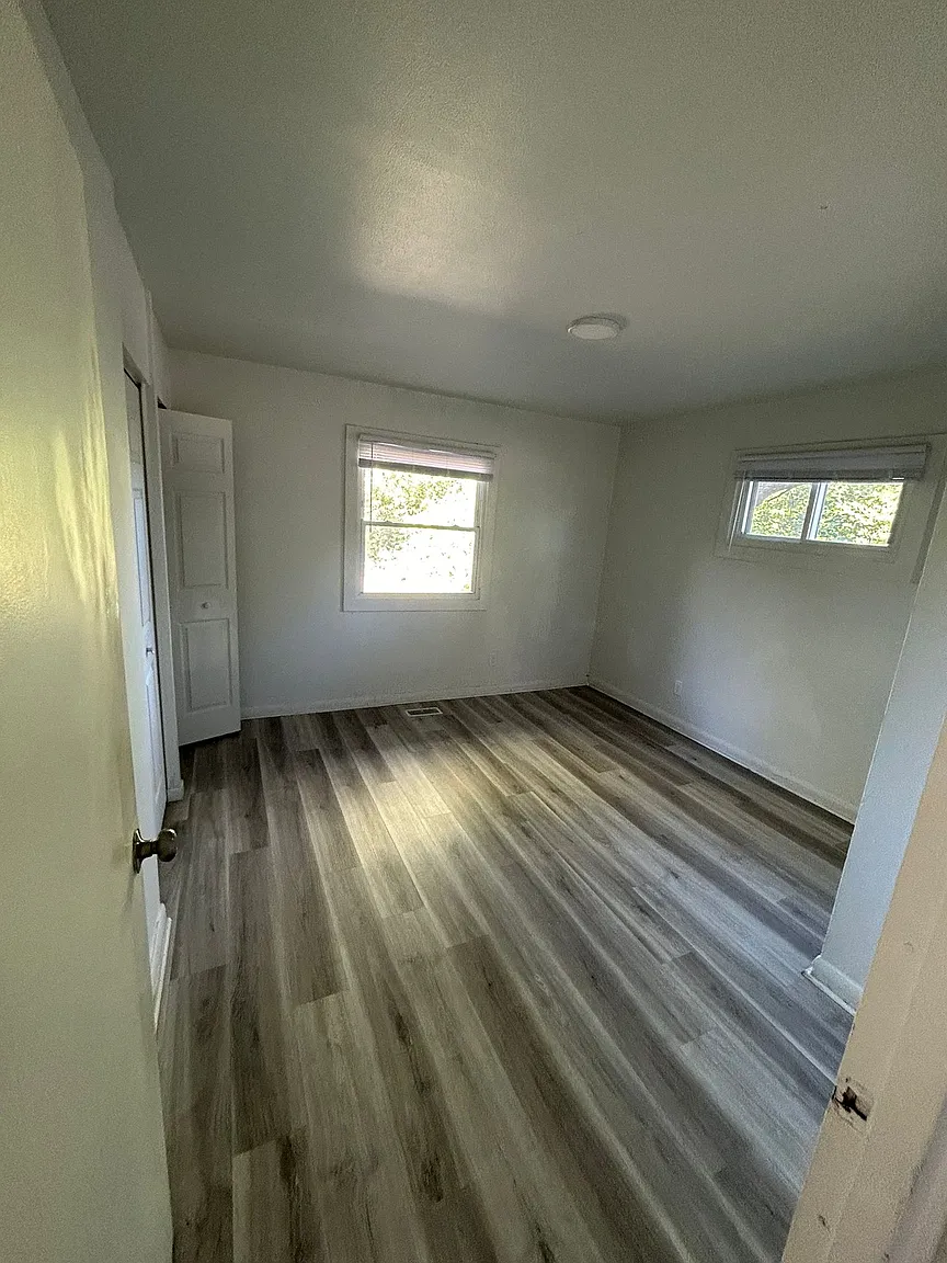 1240 Marot Dr photo 1