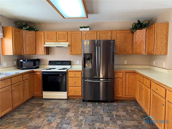 4th image of 9591 Moulton Dr