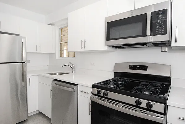 Rented by Corcoran | media 9