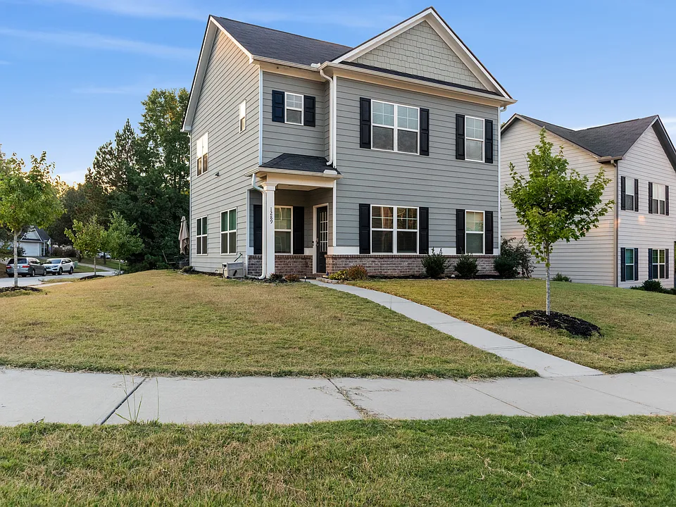 1289 Towne Square Ct