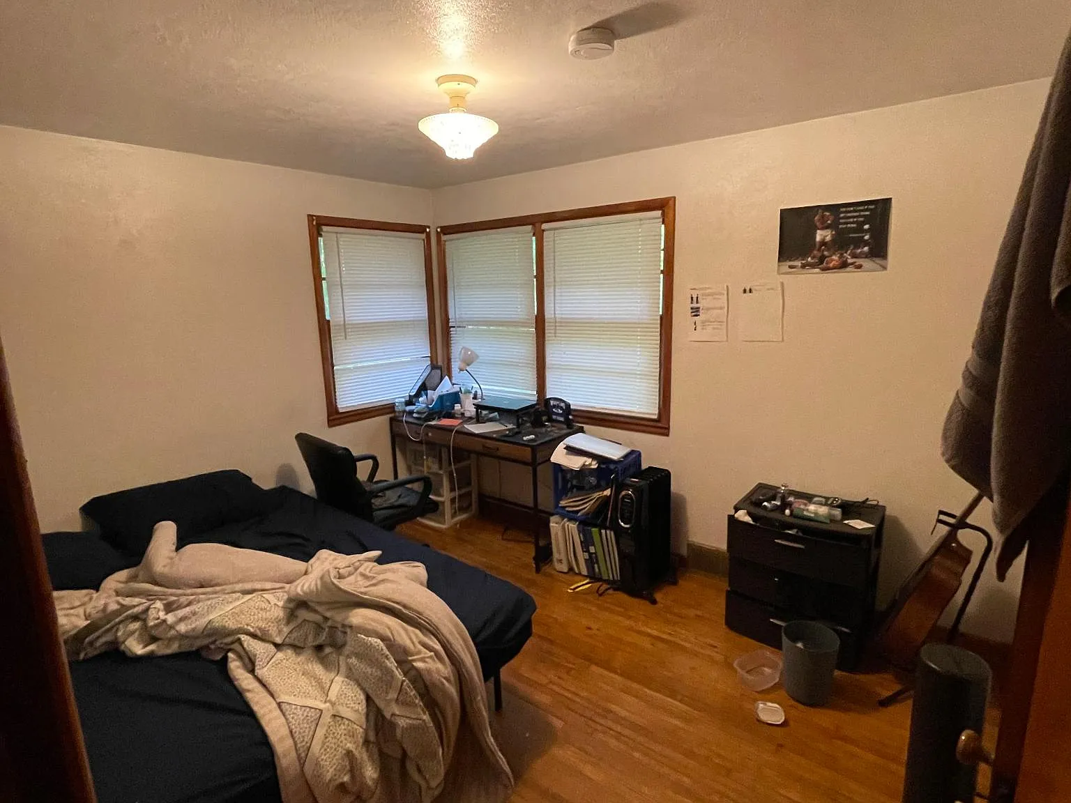 2 bed, 1100 sqft, $1,250 — Photo 3