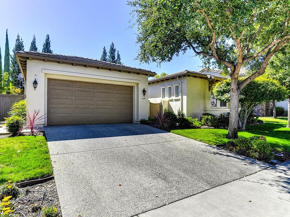 1st image of 1496 Falcon Pointe Ln