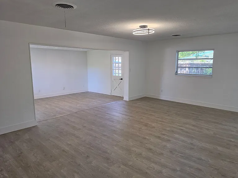 640 Westward Cir — Photo 5