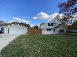 6142 Downs Rd NW, Warren, OH 44481