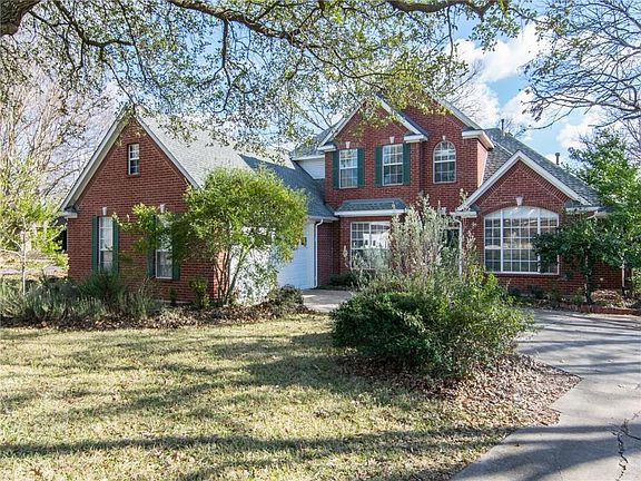 2nd image of 650 E Sorita Cir