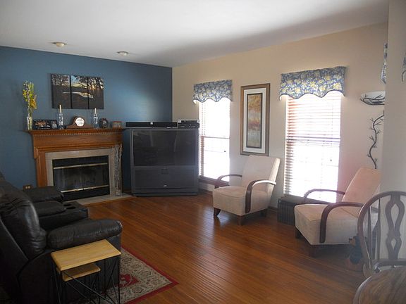 3rd image of 2507 Hannibal Cir