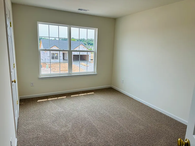 403 Butterfly Ln — Photo 5