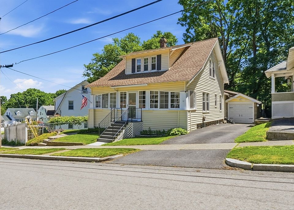 1st image of 17 Tallawanda Dr