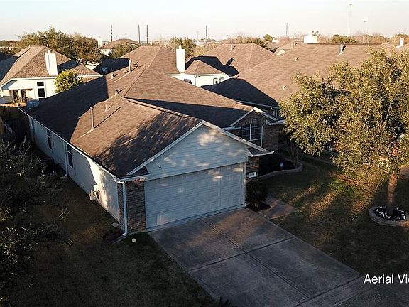 2nd image of 19210 Dillsbury Ct