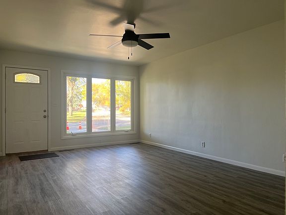 2nd image of 528 E Juniper Ln
