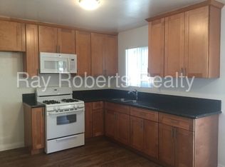 11722 215th St, Lakewood, CA 90715