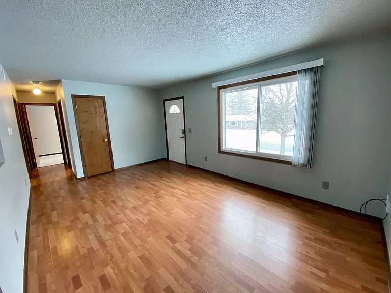 Aplin Duplex (4025/4027) — Photo 10