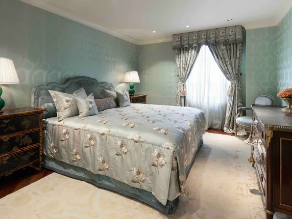 15 East 69th Street image 9 of 20