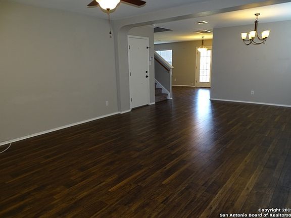 5th image of 9126 Sahara Woods
