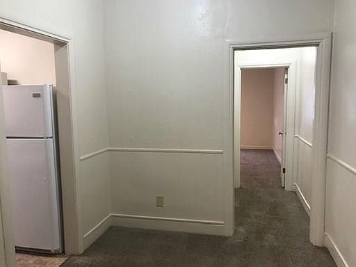 4th image of 281 College Dr APT E