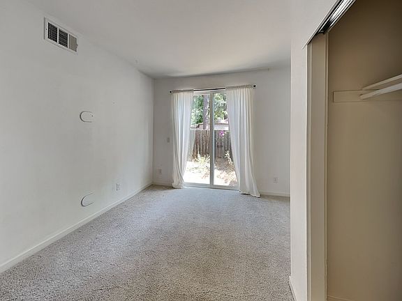 5th image of 392 Midstream Ln