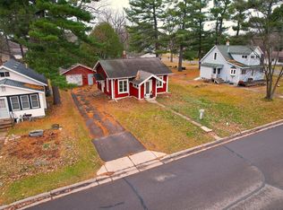 313 Wood St S, Mora, MN 55051