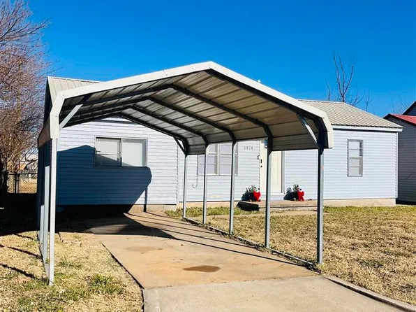 1813 NW Lindy Ave, Lawton, OK 73507