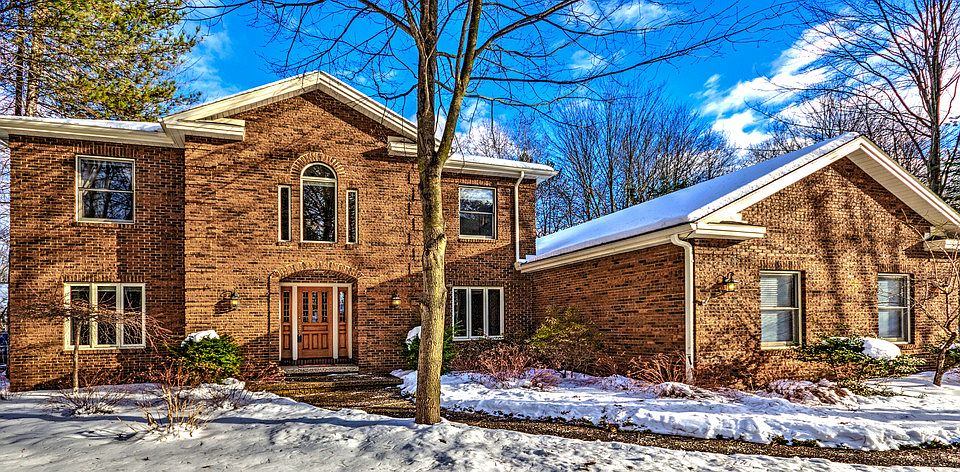 This traditional 3280 sq ft 2-story home built by Blackhurst with brick and aluminum siding is located in a family friend neighborhood. It features 4 bedrooms, 3 full and 1 half baths and spacious open floor plan with vaulted ceilings. Formal living and dining room, which has a bay window with seating. Kitchen has wood flooring, spacious eating area, granite counter tops, large island and stainless steel appliances. Open and spacious family room connects with the kitchen. Den with oak flooring, main floor laundry, fenced backyard and 3-car garage which has an attached shed, lots of storage makes this house great for you and your family. This wonderful house will not stay on the market for a long time. Call Cristina Borneo and schedule your private showing.