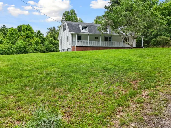 303 Rothwood Rd, Monroe, VA 24574