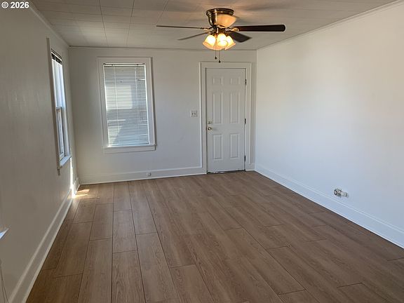 5th image of 218 S 19th St